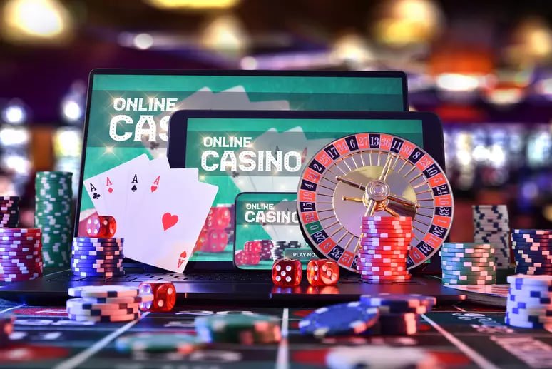 Wide selection of slot games available on phfamous for Filipino players